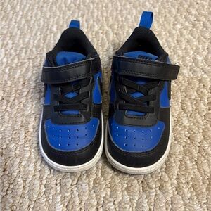 Nike Kids Black and Blue Sneakers